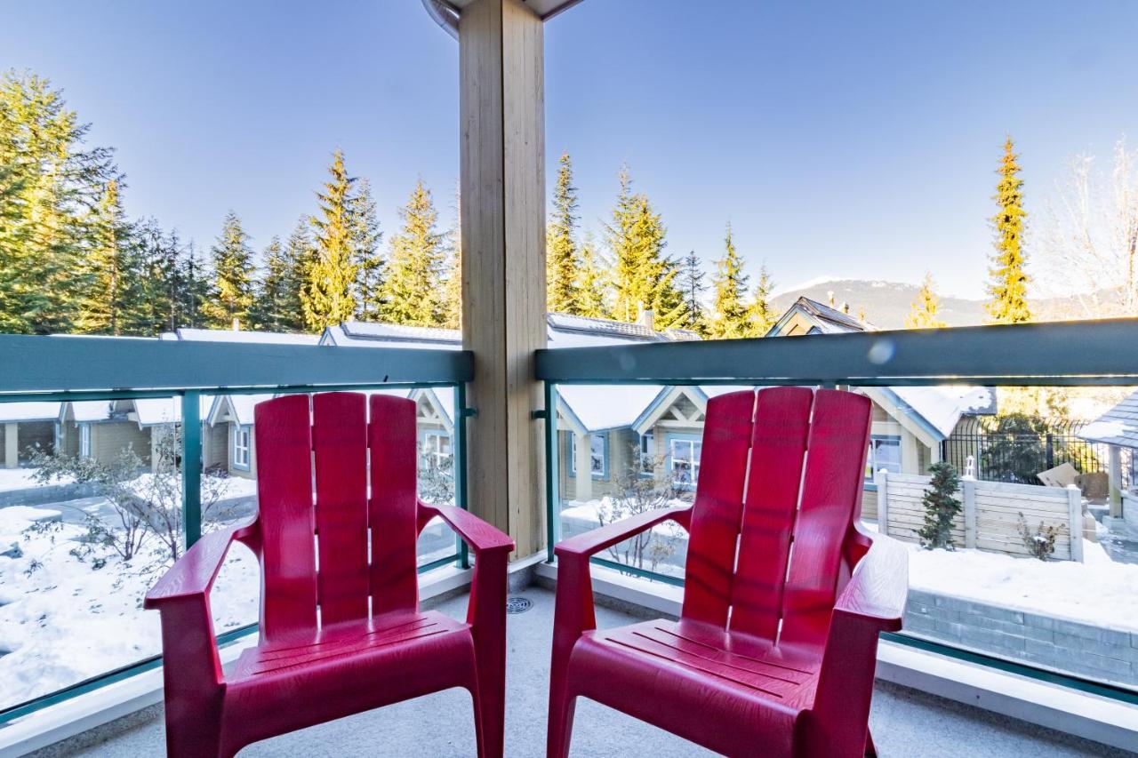 Snowbird Townhouses By Elevate Vacations Whistler Exterior photo