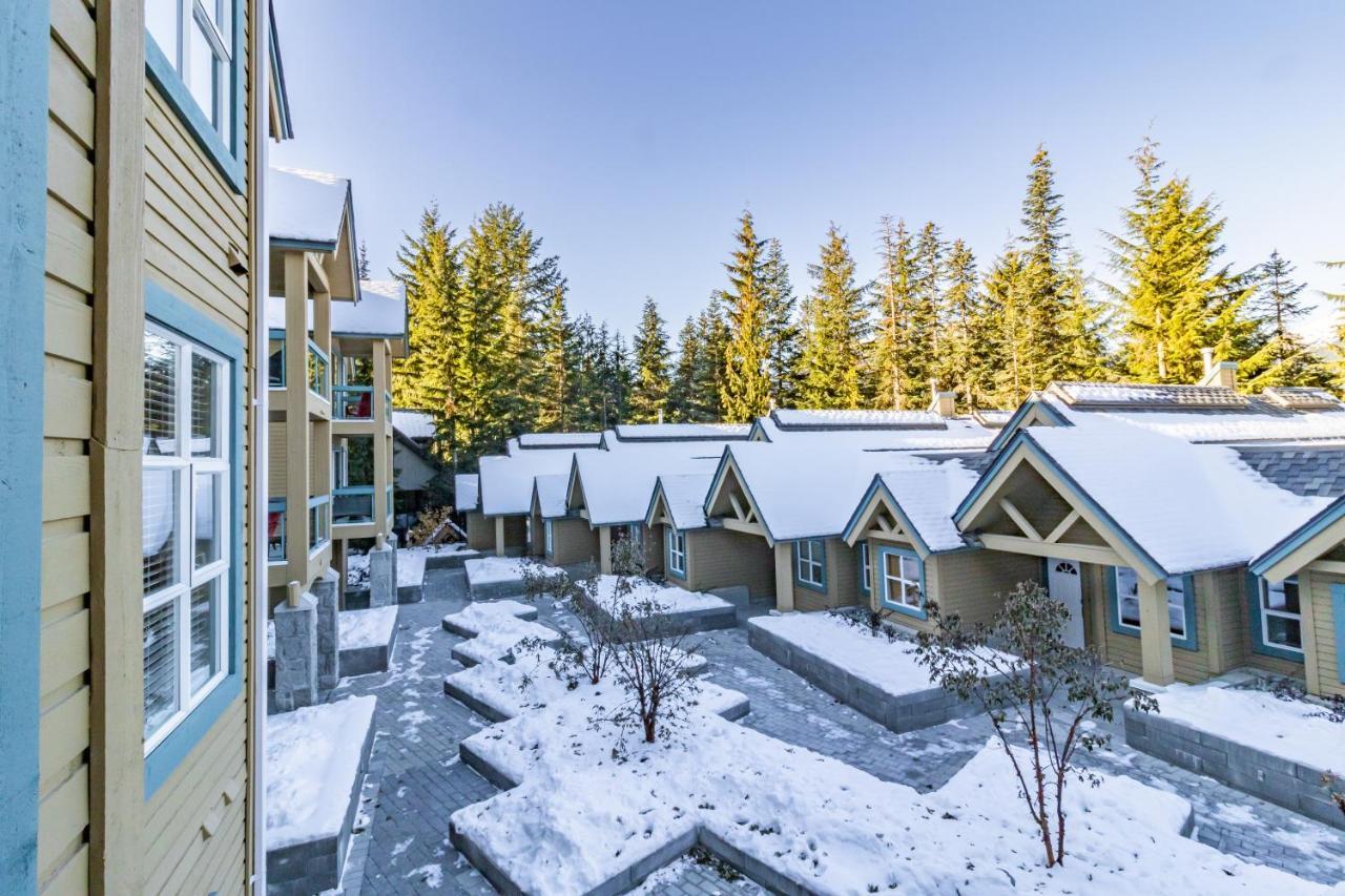 Snowbird Townhouses By Elevate Vacations Whistler Exterior photo